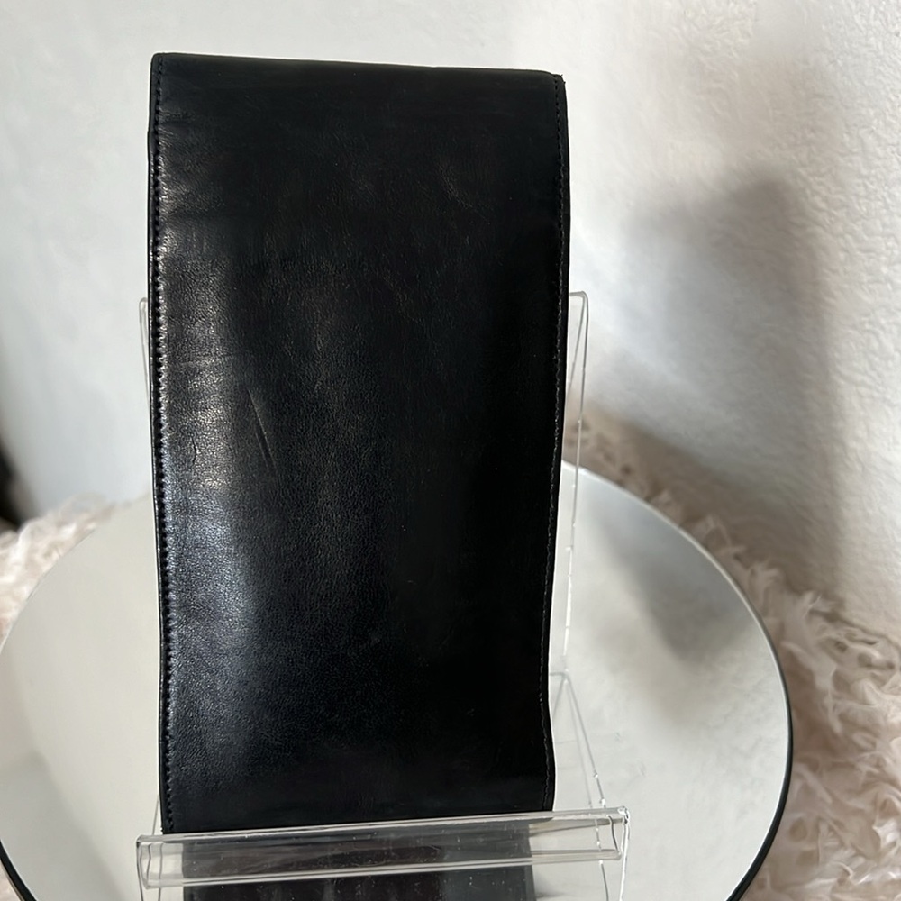 Chanel CC Calfskin Black Leather Multi Pouch - Picture 6 of 16